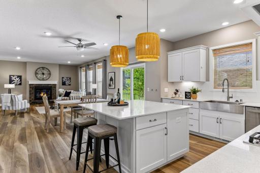 7276 Rogers Court, Chanhassen, MN 55317
