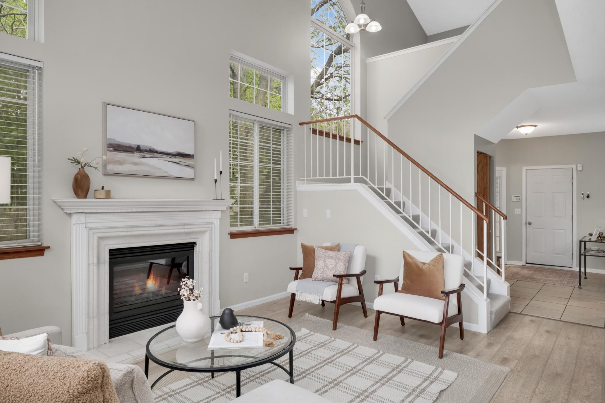 Vaulted ceiling and open staircase