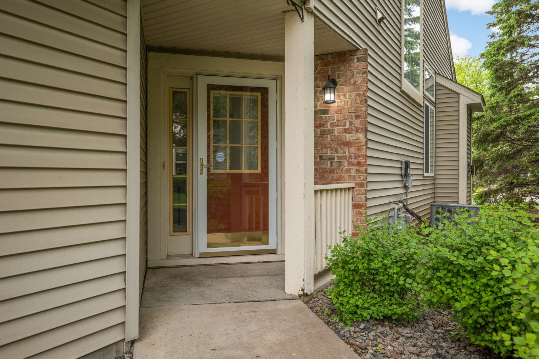 Covered front enterance