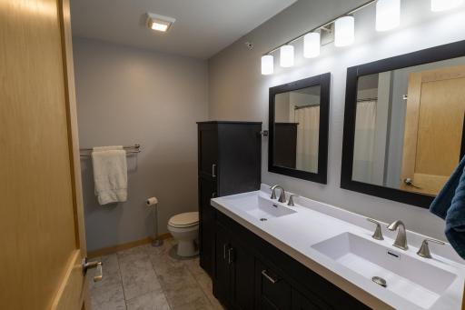 1215 N Lakeshore Drive, 210, Lake City, MN 55041