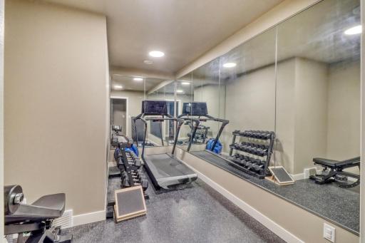 Exercise room1_2.jpg