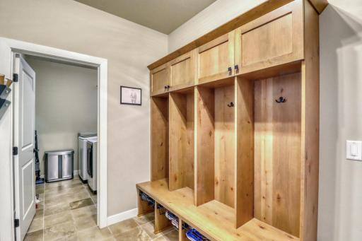 Mudroom1_1.JPG