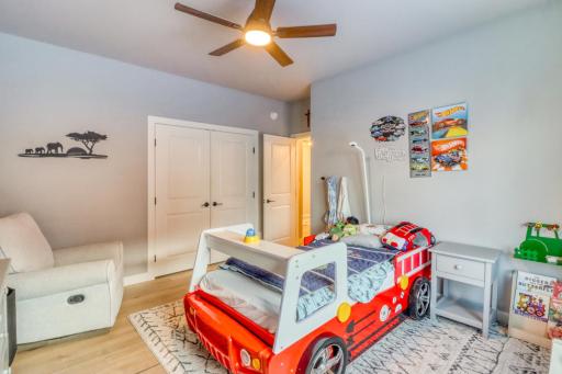 Bedroom2_2.jpg
