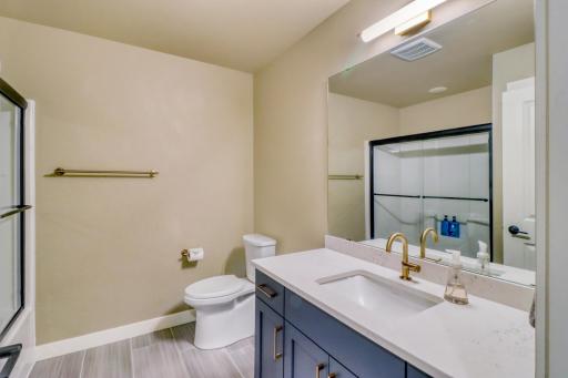 Basement Bathroom1_1.jpg