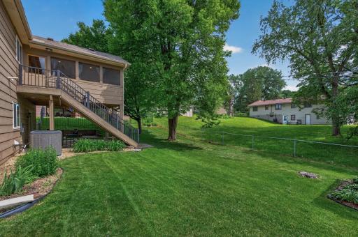 13628 Bryant Place S, Burnsville, MN 55337