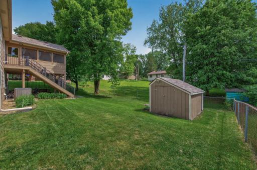 13628 Bryant Place S, Burnsville, MN 55337
