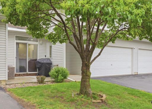2058 Parkway Avenue, Shakopee, MN 55379