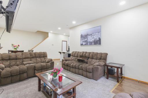 2058 Parkway Avenue, Shakopee, MN 55379