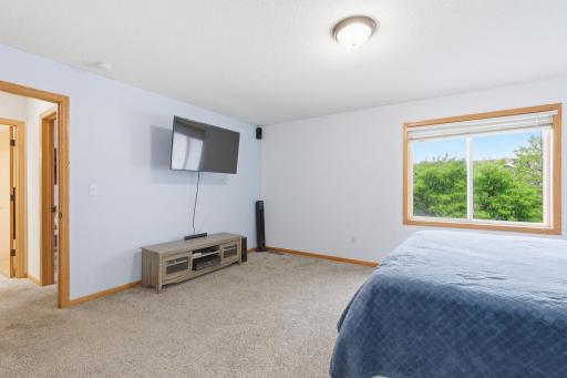 2058 Parkway Avenue, Shakopee, MN 55379
