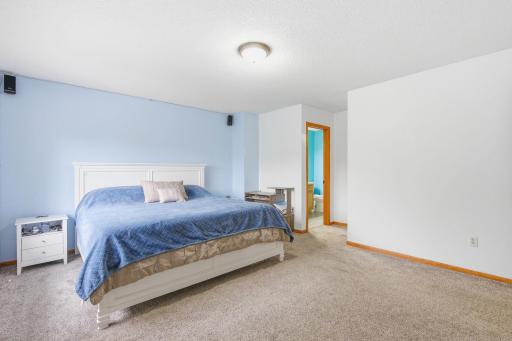 2058 Parkway Avenue, Shakopee, MN 55379