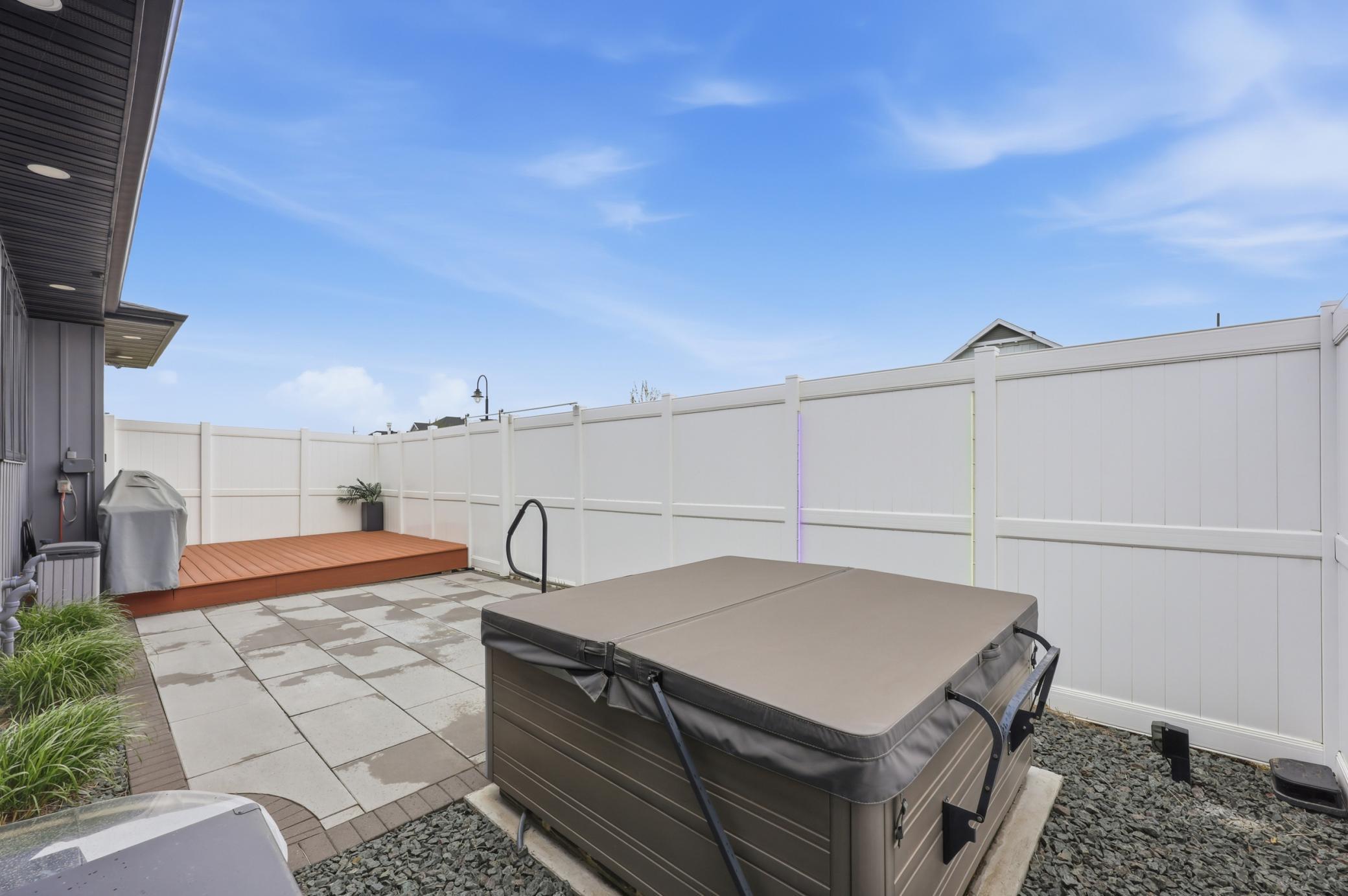 hot tub included