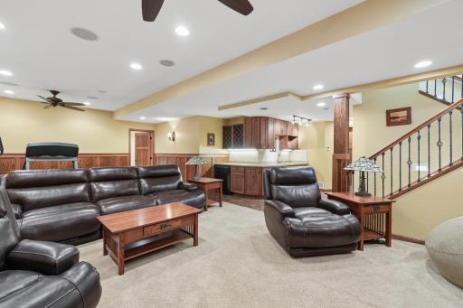 2413 Sandstone Drive, Saint Paul, MN 55129