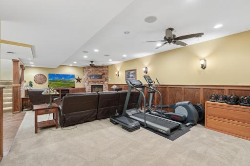 2413 Sandstone Drive, Saint Paul, MN 55129