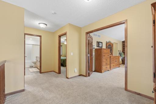 2413 Sandstone Drive, Saint Paul, MN 55129