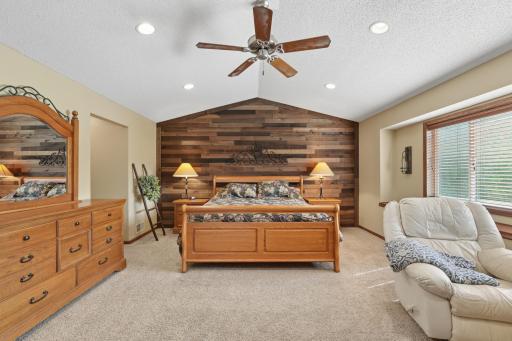 2413 Sandstone Drive, Saint Paul, MN 55129