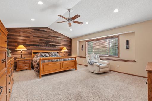 2413 Sandstone Drive, Saint Paul, MN 55129