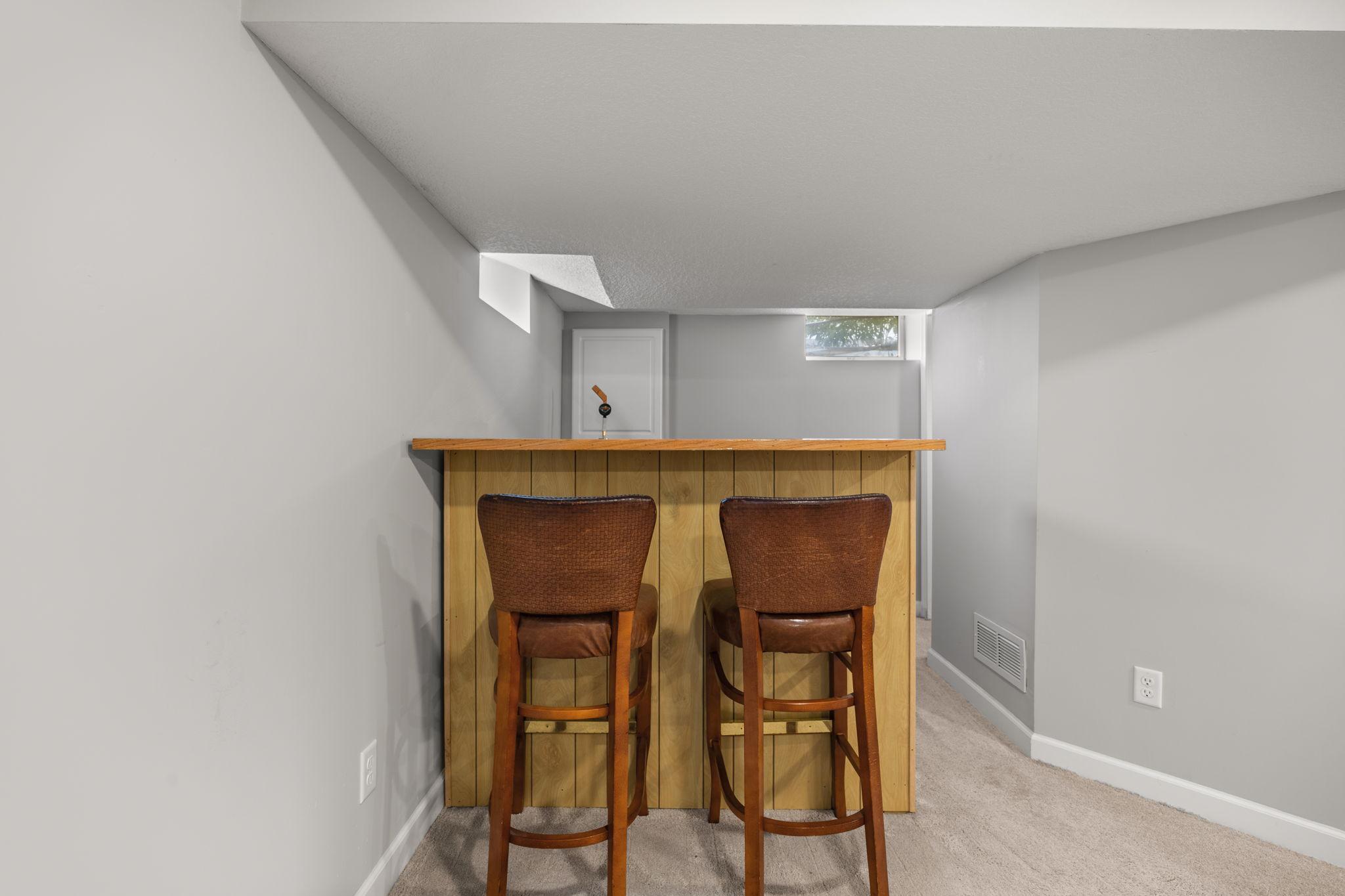 38-web-or-mls-157 MacArthur St W-140.jpg