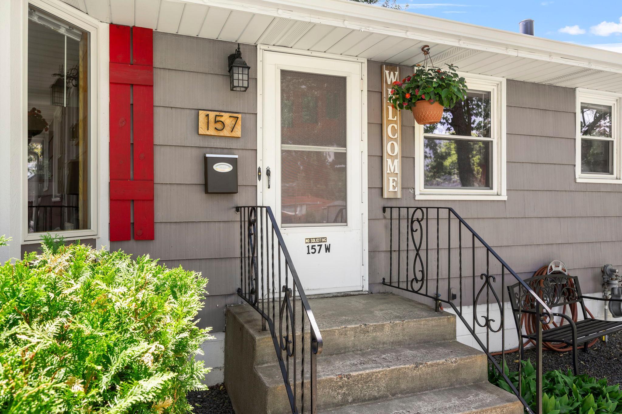 10-web-or-mls-157 MacArthur St W-212.jpg