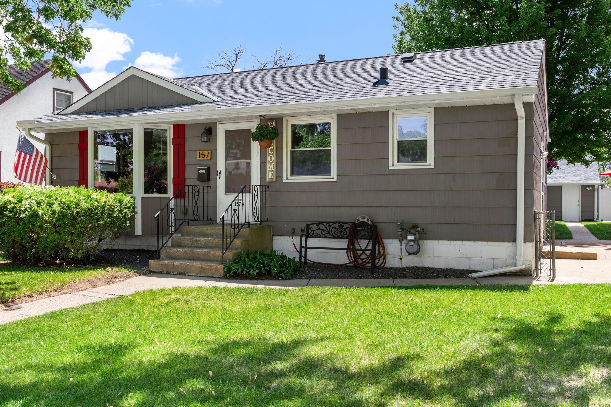 4-web-or-mls-157 MacArthur St W-177.jpg