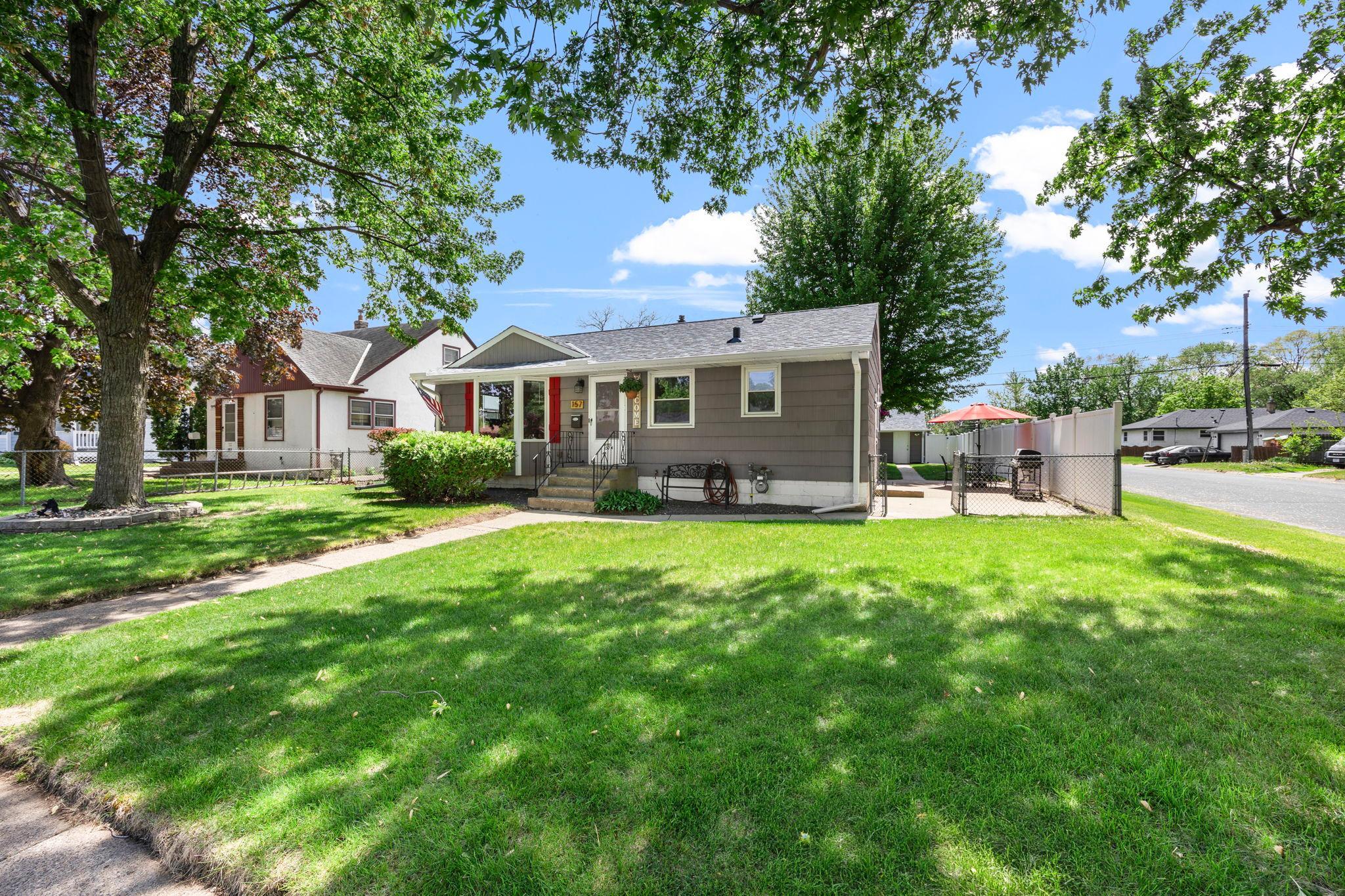 2-web-or-mls-157 MacArthur St W-172.jpg