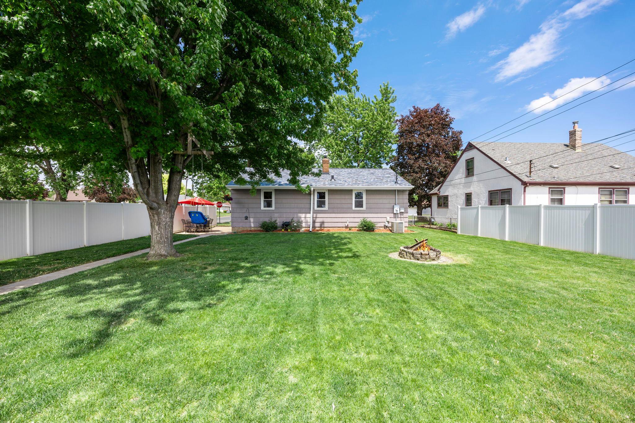 47-web-or-mls-157 MacArthur St W-222.jpg