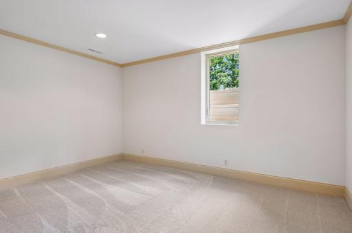 215 Hollander Road, Wayzata, MN 55391