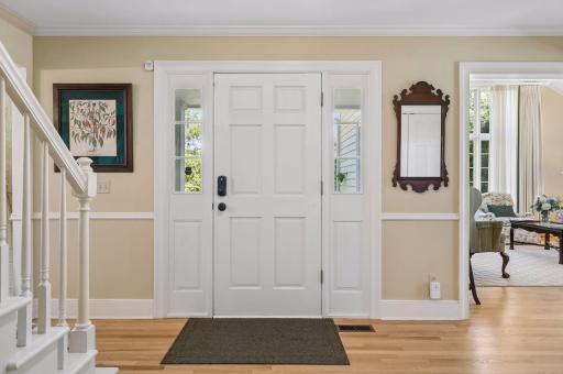 215 Hollander Road, Wayzata, MN 55391