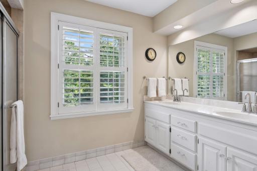 215 Hollander Road, Wayzata, MN 55391