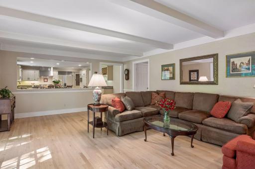 215 Hollander Road, Wayzata, MN 55391