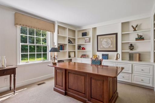 215 Hollander Road, Wayzata, MN 55391