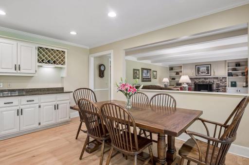 215 Hollander Road, Wayzata, MN 55391