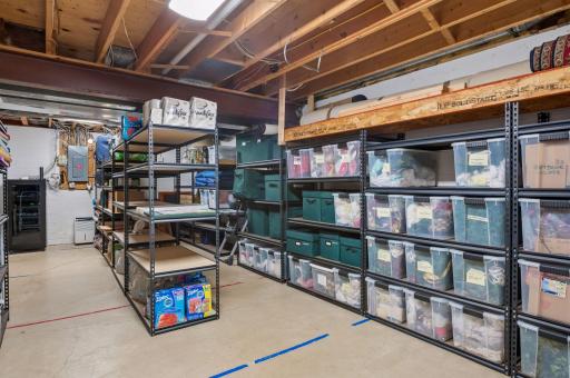 215 Hollander Road, Wayzata, MN 55391