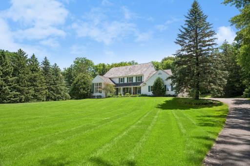 215 Hollander Road, Wayzata, MN 55391