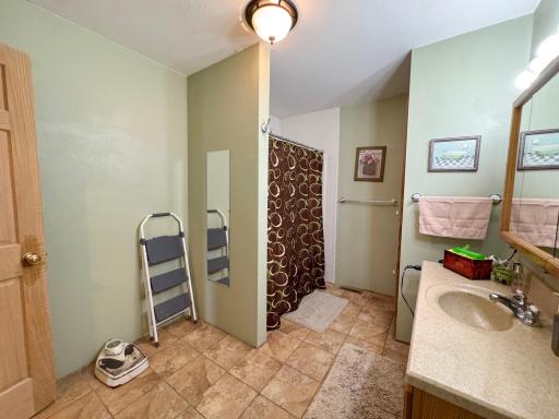 306 W Washington Avenue, Elizabeth, MN 56533