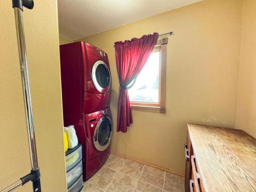 306 W Washington Avenue, Elizabeth, MN 56533