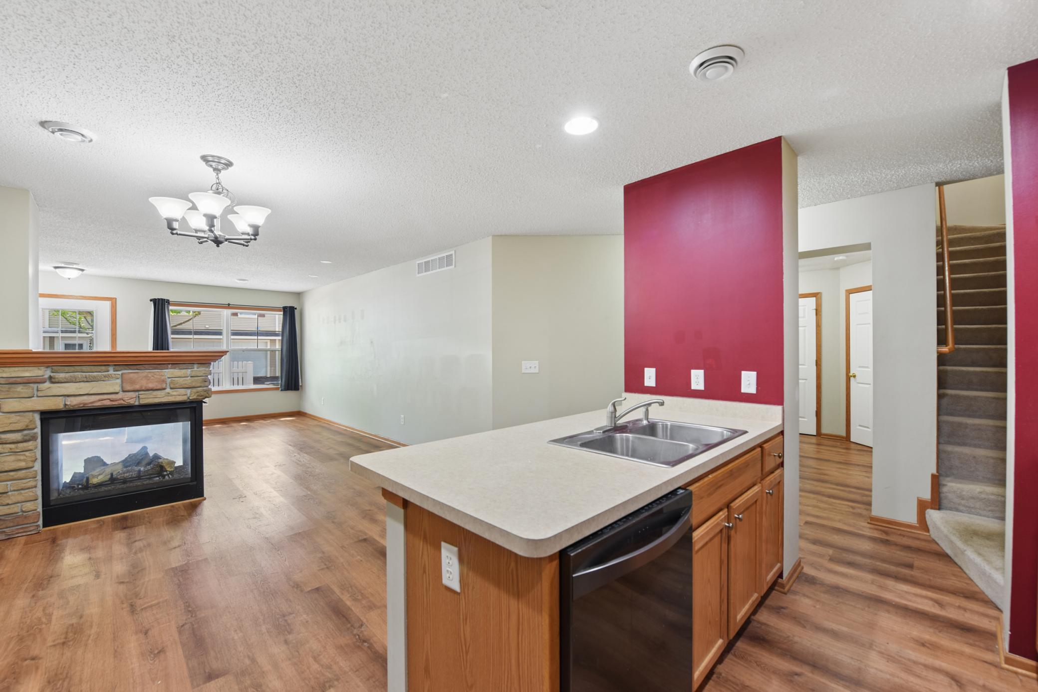 2489 Dawes Place #D - Open floorplan