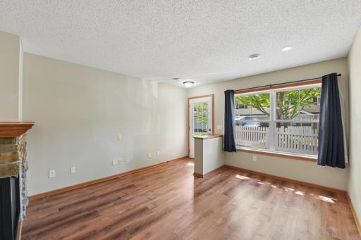 2489 Dawes Place #D - Spacious living room with lots of sunlight