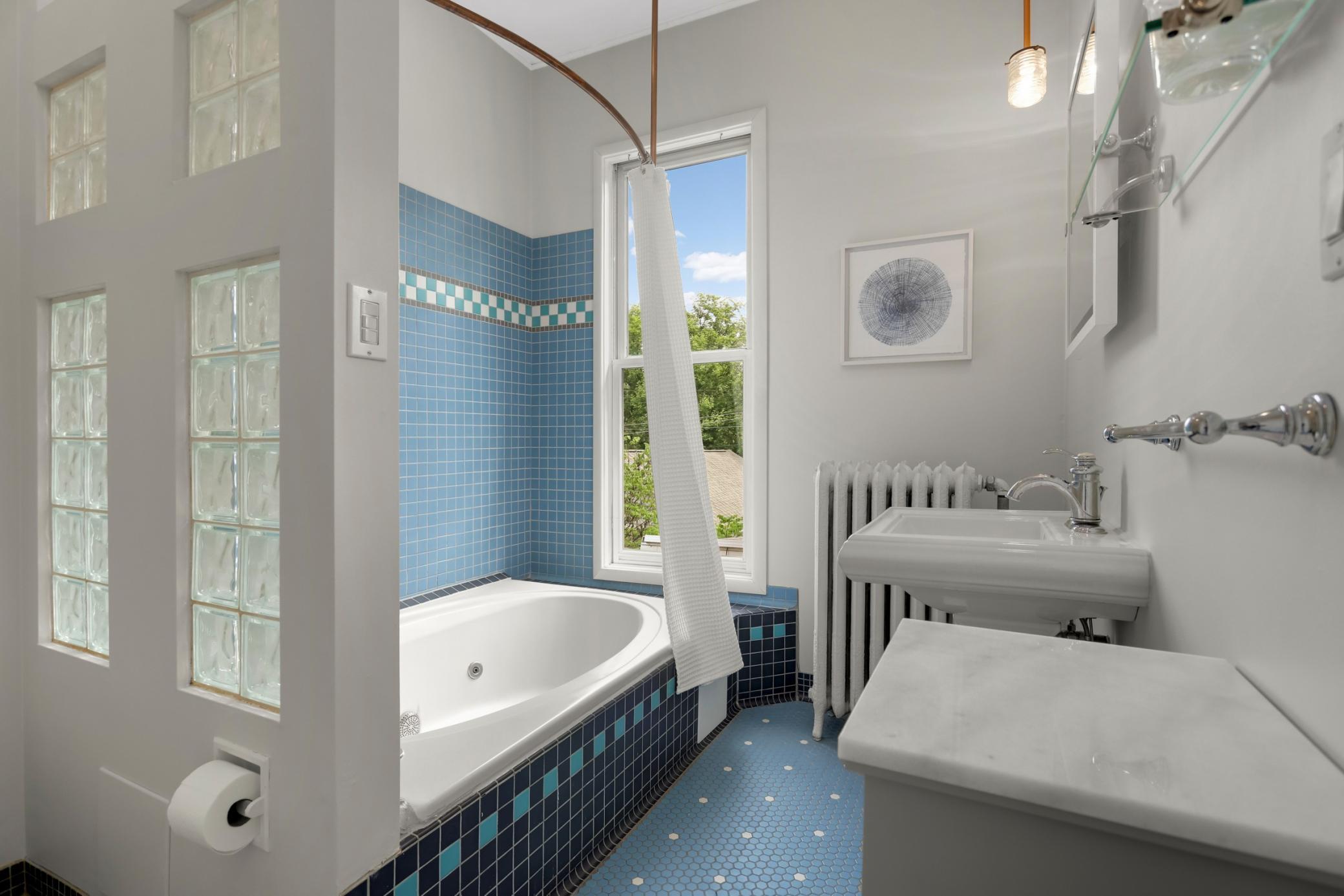 Second floor full bath