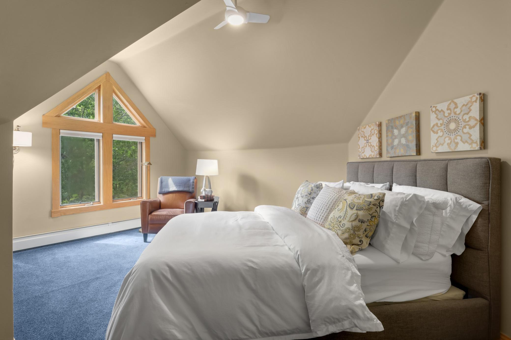 Third floor bedroom 4
