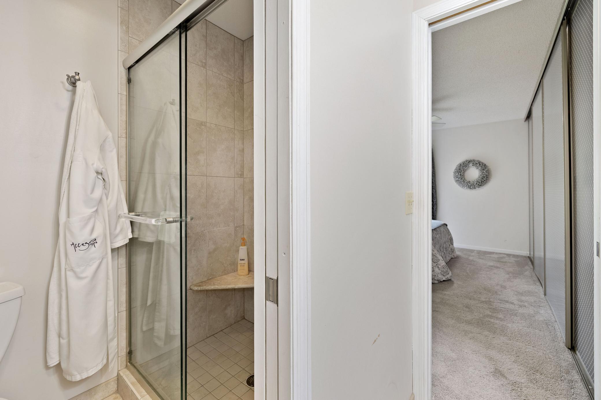 Primary ceramic shower.