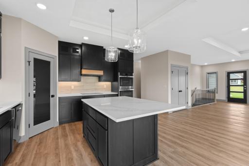 4904 Noble Drive NW, Rochester, MN 55901