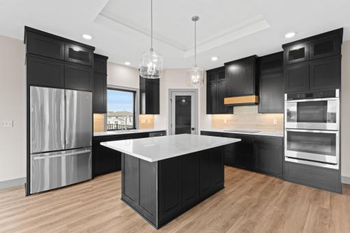 4904 Noble Drive NW, Rochester, MN 55901