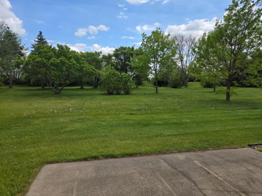 2126 Vierling Drive E, Shakopee, MN 55379