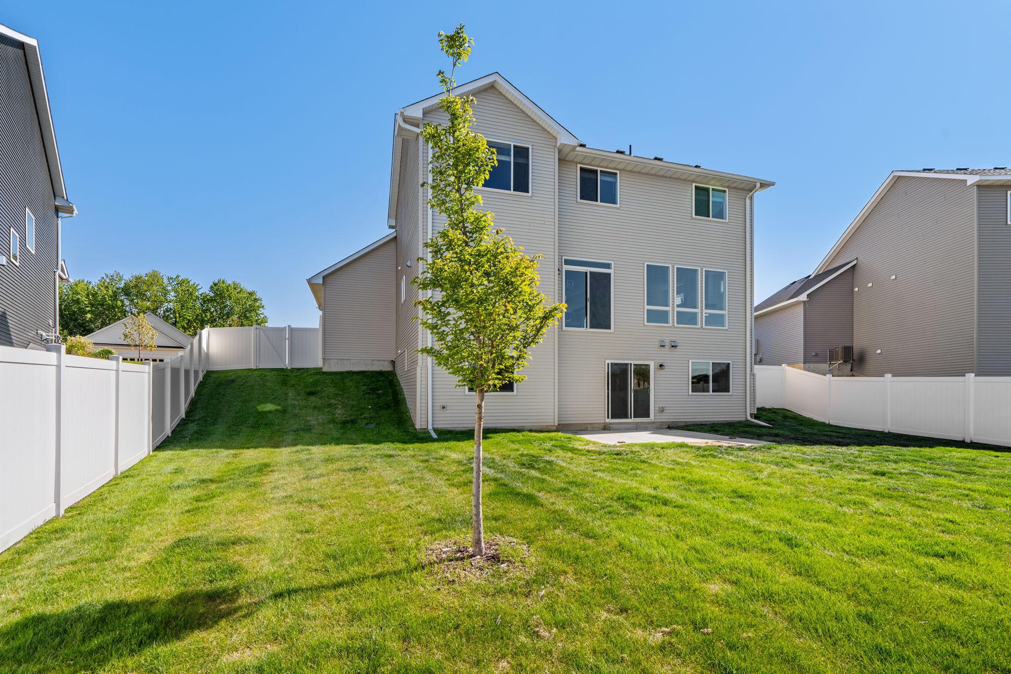 5790 178th Street W