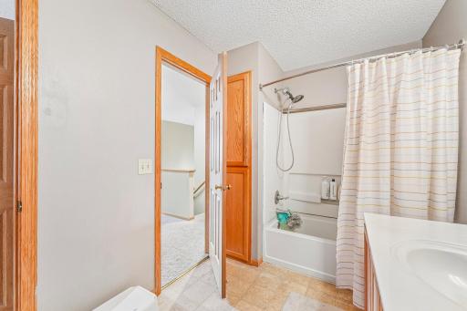 8996 Sawgrass Glen, 405, Maple Grove, MN 55311