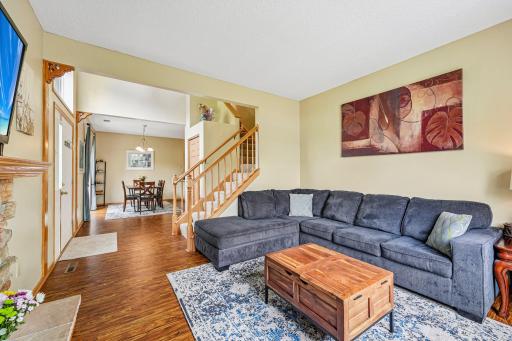 8996 Sawgrass Glen, 405, Maple Grove, MN 55311