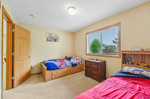 8996 Sawgrass Glen, 405, Maple Grove, MN 55311