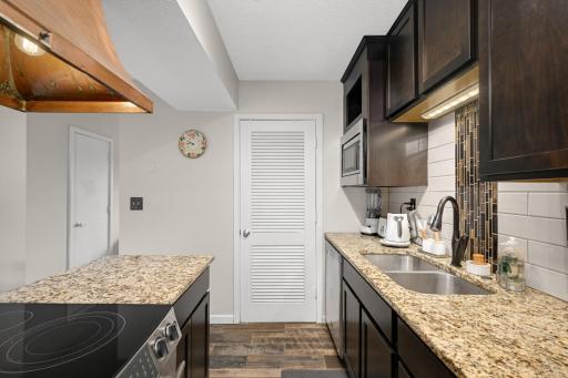 6373 Barrie Road, Minneapolis, MN 55435