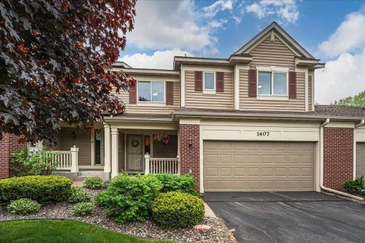 1407 Summit Shores Drive, Burnsville, MN 55306