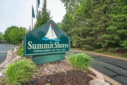 1407 Summit Shores Drive, Burnsville, MN 55306